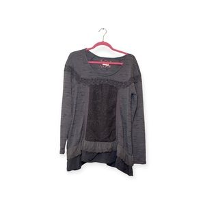 Women’s‎ gray, lace Anthropologie Meadow Rue blouse, size large